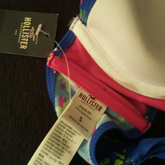 NWT Hollister push up underwire Bikini top size S - Picture 7 of 8